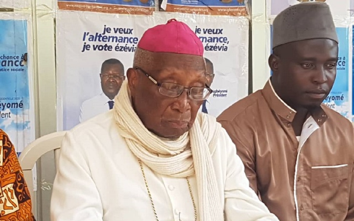 Mgr Kpodzro : « S’ils viennent chercher Agbéyomé, ils doivent me prendre en premier lieu »