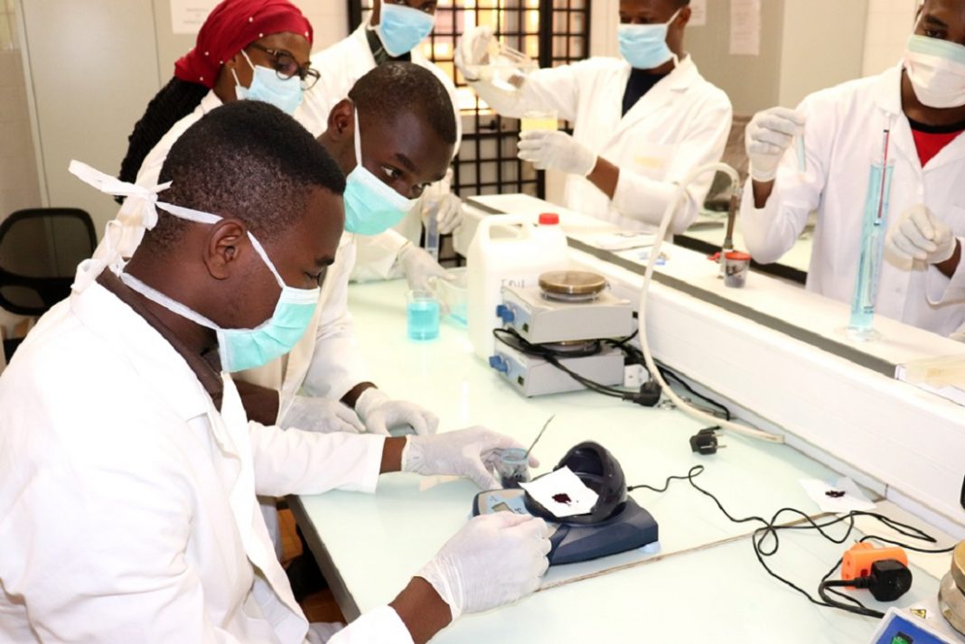 Recherche médicale : Le Togo bénéficie d'un financement de la France